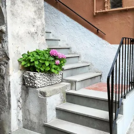 Casa Sull'arco * La Spezia